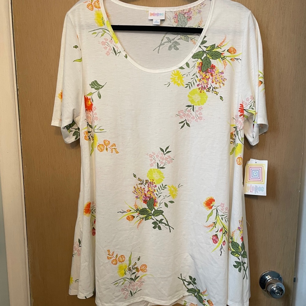 LuLaRoe Perfect Tee